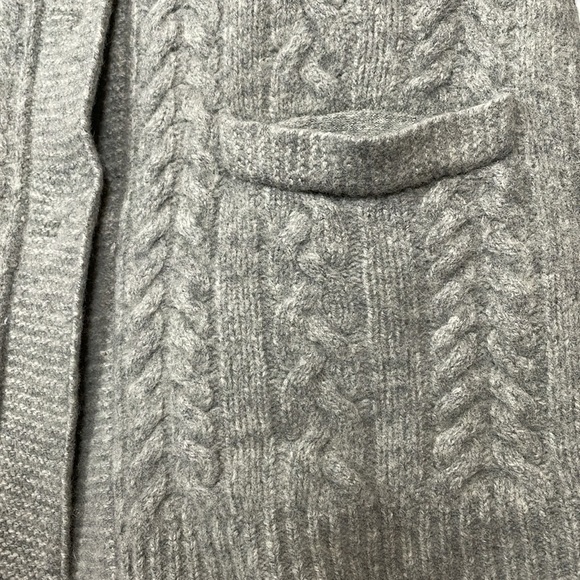Banana Republic Gray Wool-Cashmere Blend Cable Knit Cardigan – Size S - Picture 6 of 9